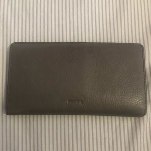 LEATHER FOSSIL WALLET